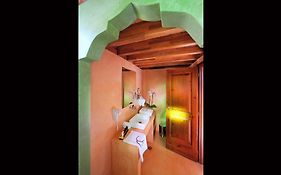 In Camera Art Boutique Hotel